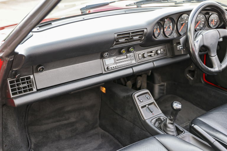 Porsche 964 Carrera 2 Speedster