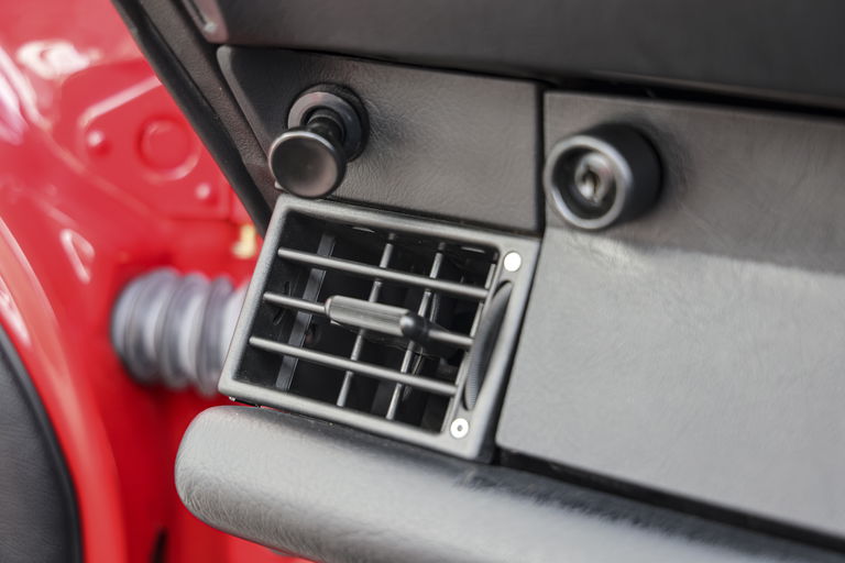 Porsche 964 Carrera 2 Speedster