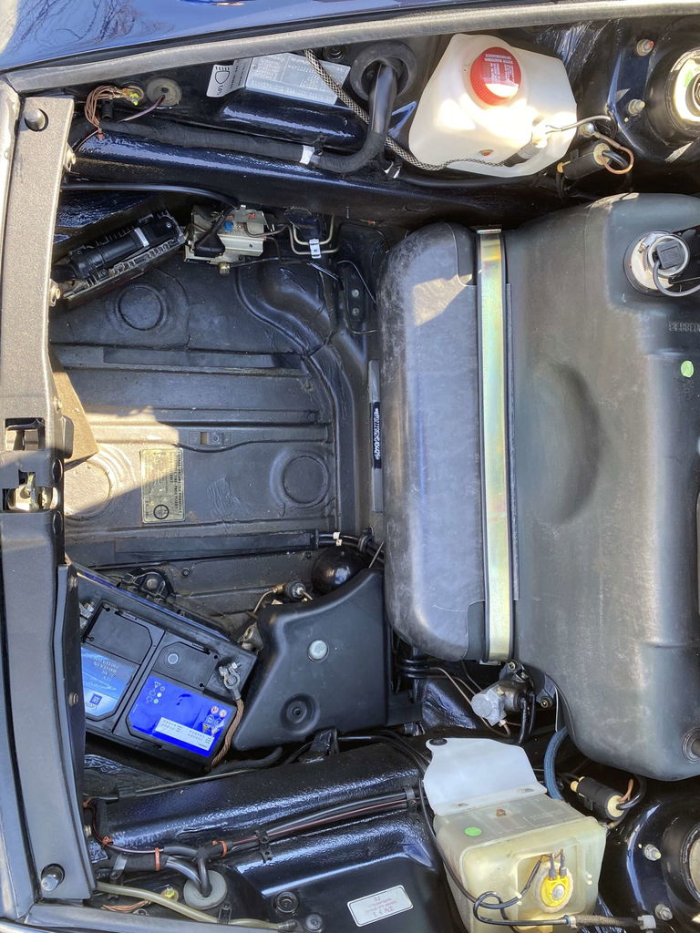 Porsche 964 Carrera 4