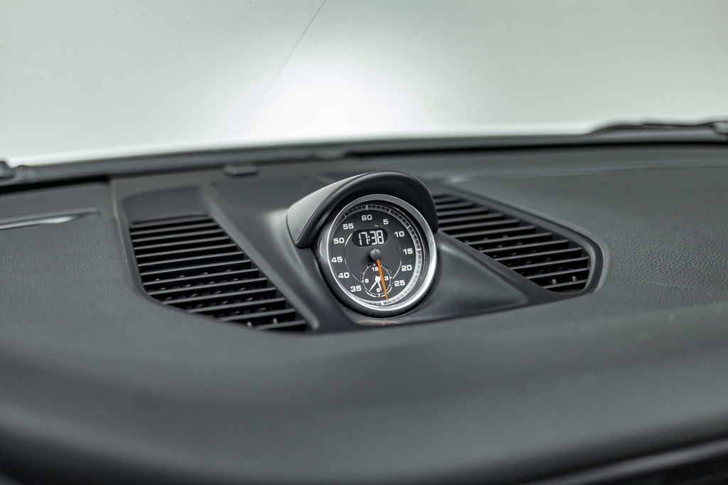 Porsche 991.2 Carrera GTS