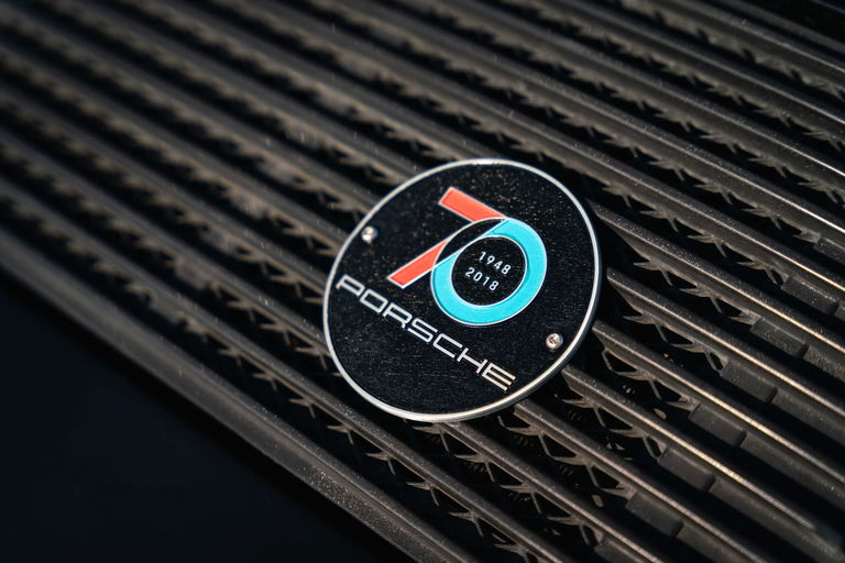 Porsche 911 Carrera 3.2 (US)