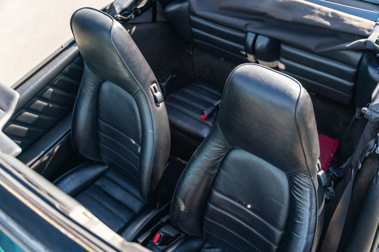 Porsche 911 Carrera 3.2 (US)