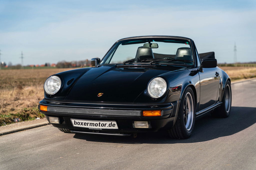 Porsche 911 Carrera 3.2 (US)