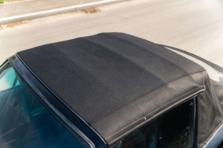 Porsche 911 Carrera 3.2 (US)