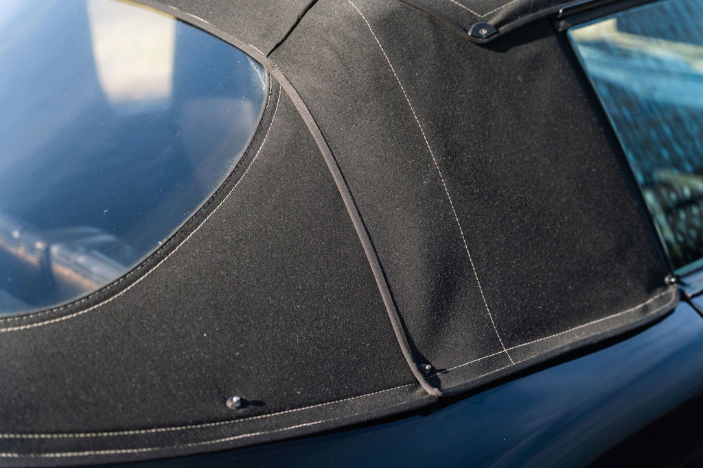 Porsche 911 Carrera 3.2 (US)