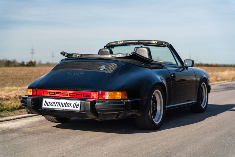 Porsche 911 Carrera 3.2 (US)