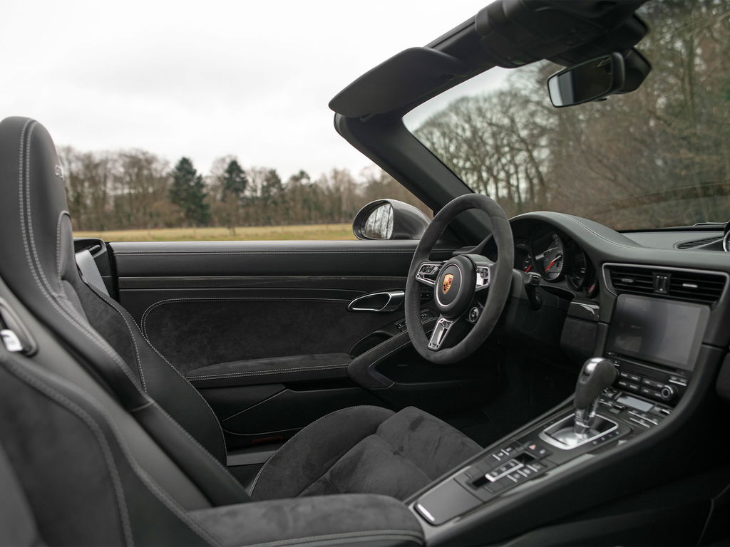 Porsche 991.2 Carrera 4 GTS