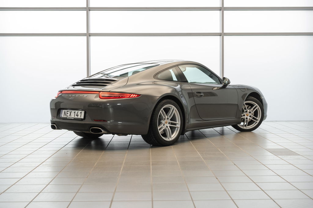 Porsche 991 Carrera 4