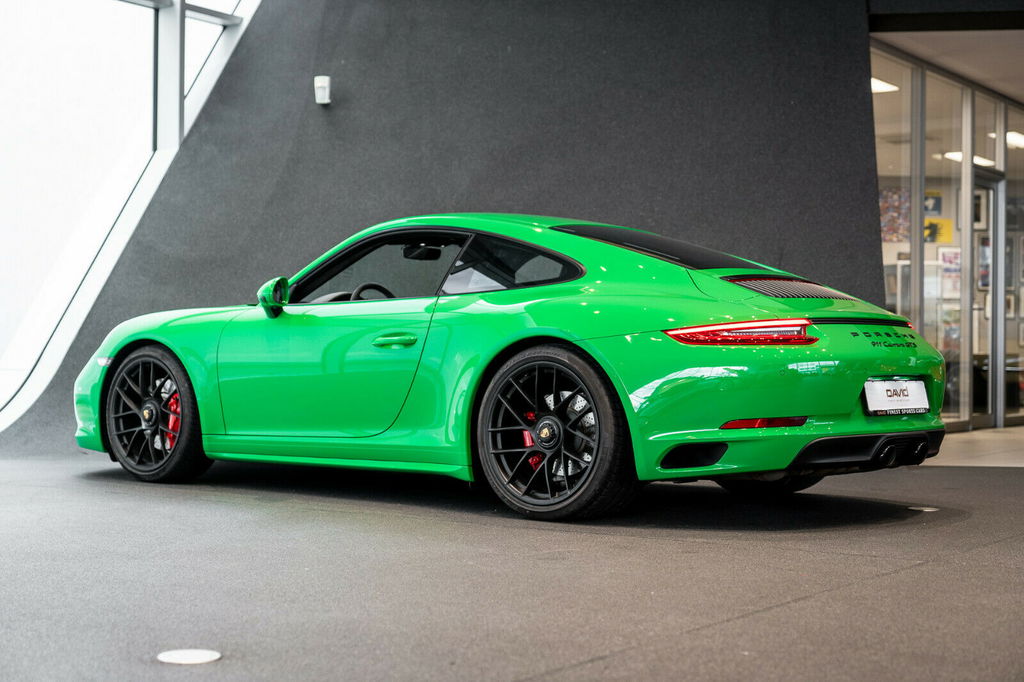 Porsche 991.2 Carrera GTS