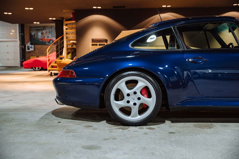 Porsche 993 Carrera 4S