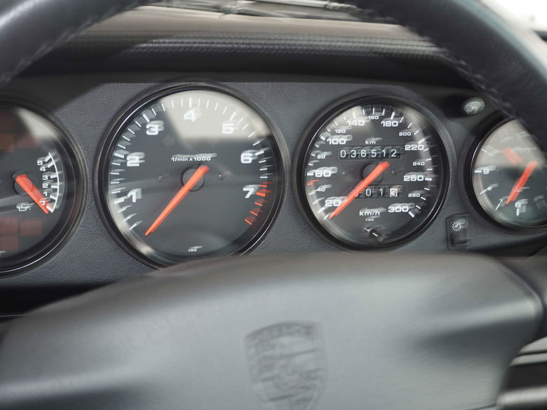 Porsche 993 Carrera 3.8