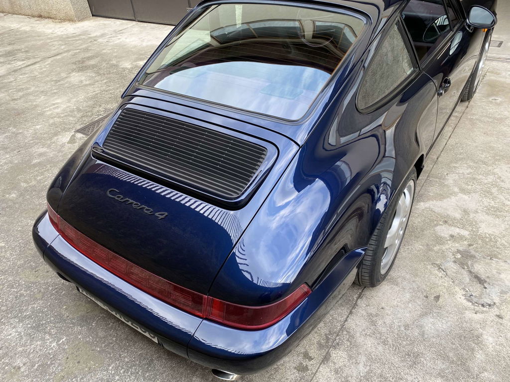 Porsche 964 Carrera 4
