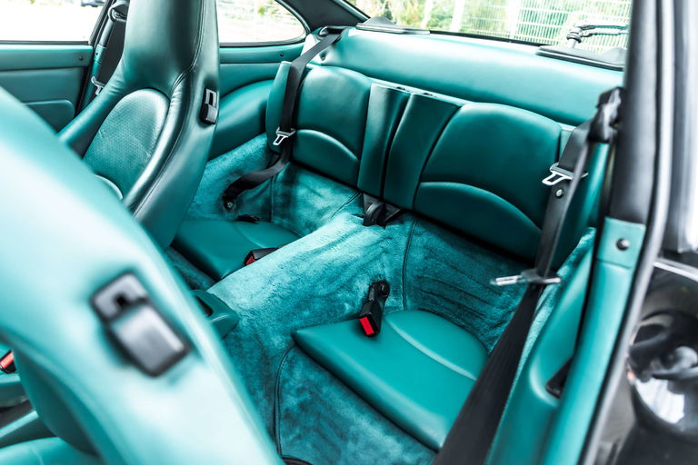 Porsche 993 Carrera 4S