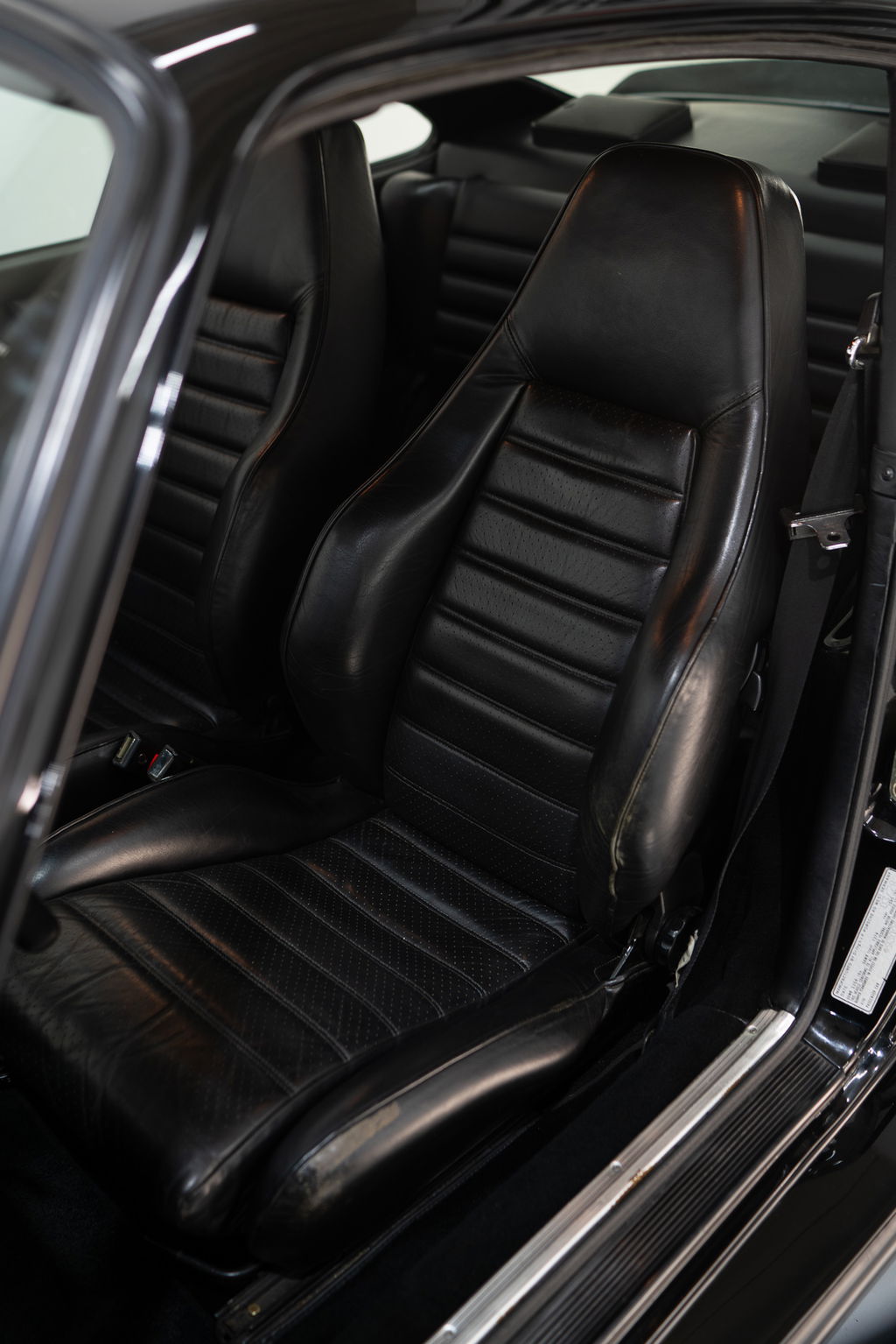 Porsche 911 Turbo 3.3 (US)