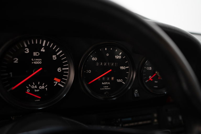 Porsche 911 Turbo 3.3 (US)