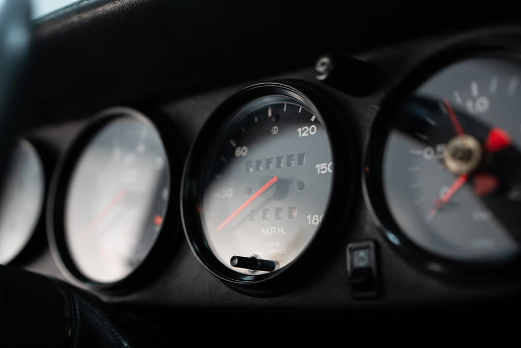 Porsche 911 Turbo 3.3 (US)