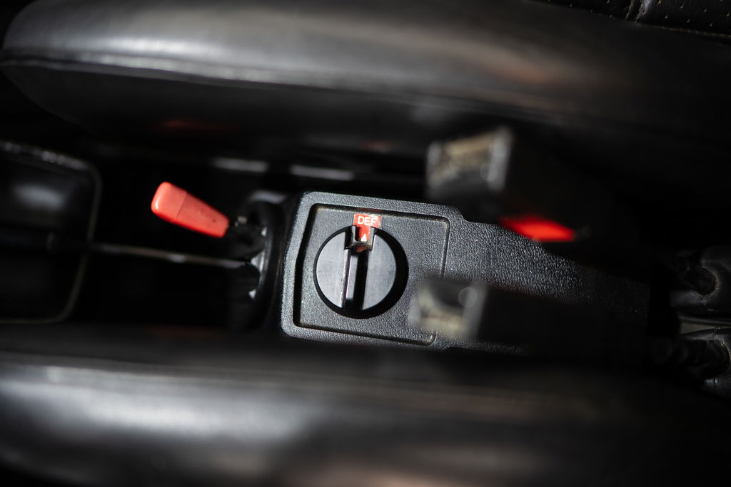 Porsche 911 Turbo 3.3 (US)