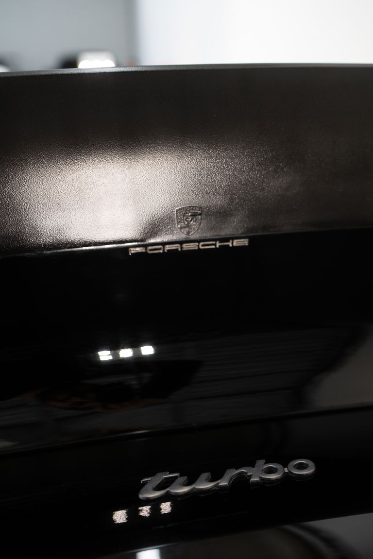 Porsche 911 Turbo 3.3 (US)