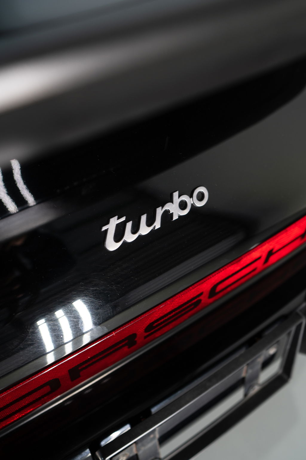 Porsche 911 Turbo 3.3 (US)