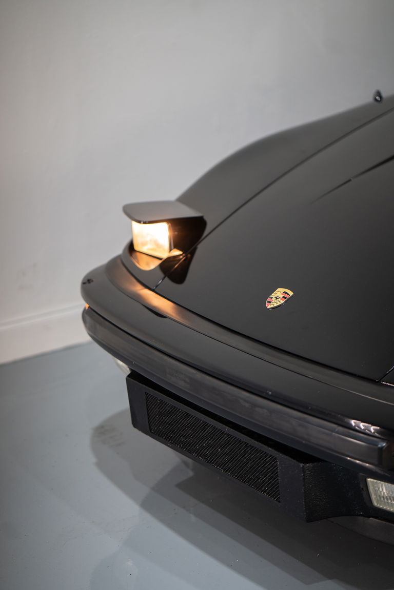 Porsche 911 Turbo 3.3 (US)