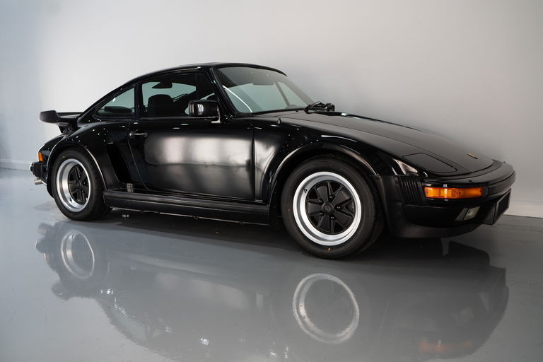 Porsche 911 Turbo 3.3 (US)