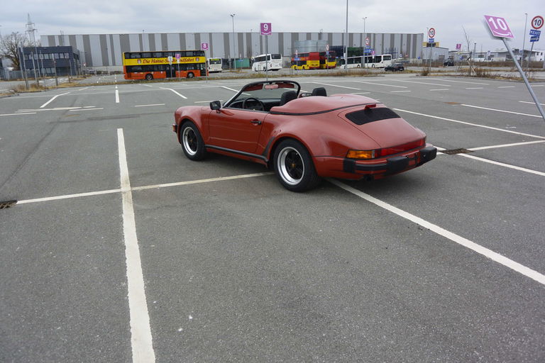 Porsche 911 Carrera 3.2 Speedster
