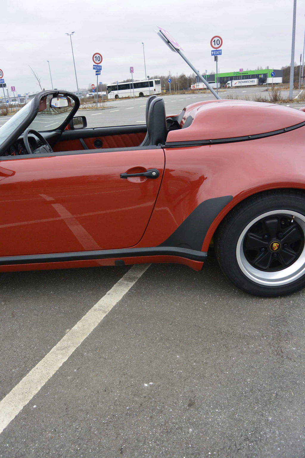 Porsche 911 Carrera 3.2 Speedster