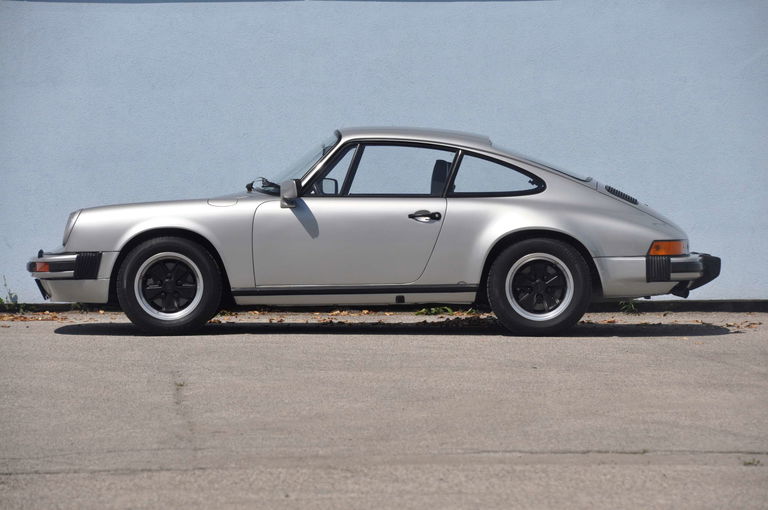 Porsche 911 Carrera 3,0