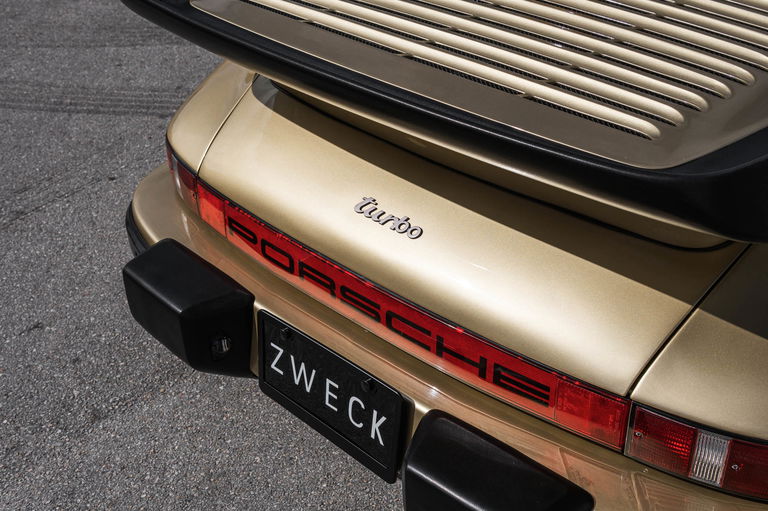 Porsche 911 Turbo 3.3 (US)