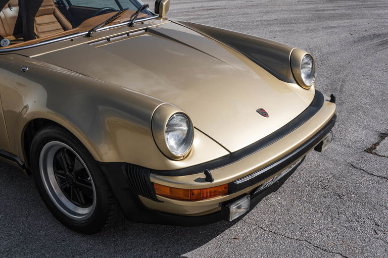 Porsche 911 Turbo 3.3 (US)