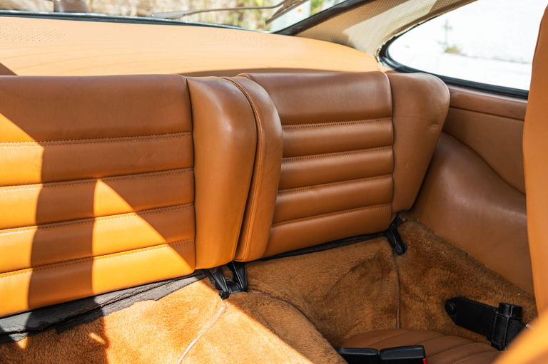 Porsche 911 Turbo 3.3 (US)