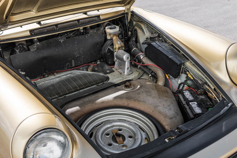 Porsche 911 Turbo 3.3 (US)