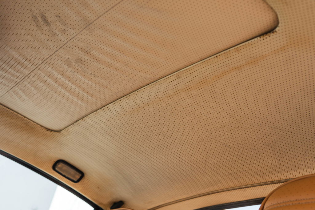 Porsche 911 Turbo 3.3 (US)