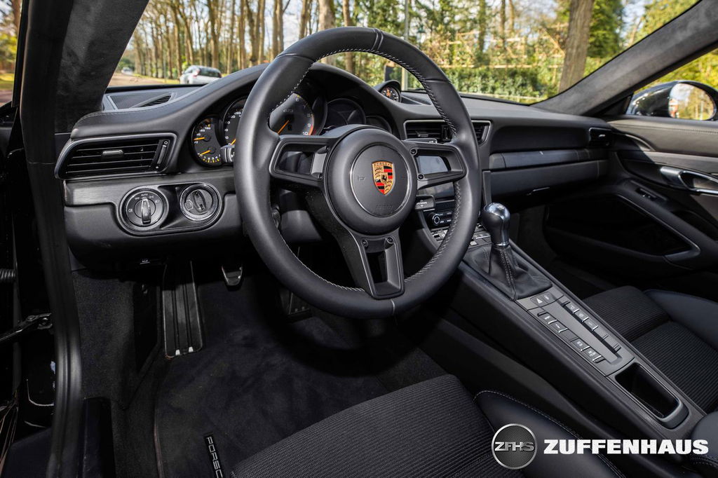 Porsche 991 GT3 Touring