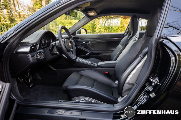 Porsche 991 GT3 Touring