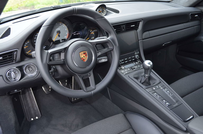 Porsche 991 GT3 Touring