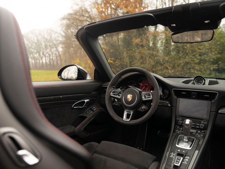 Porsche 991.2 Carrera GTS