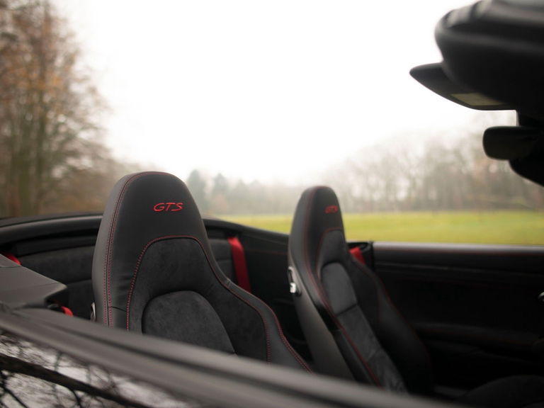 Porsche 991.2 Carrera GTS