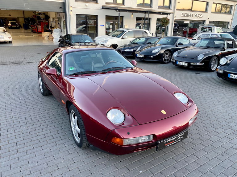 Porsche 928 GTS