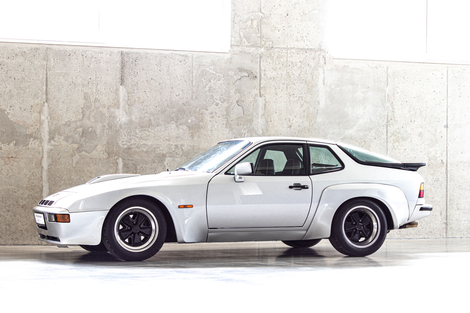 Porsche 924 Carrera GT 1981 - elferspot.com - Marktplatz für 