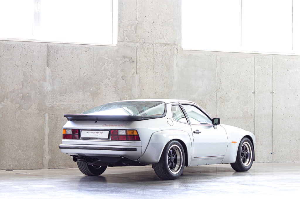 Porsche 924 Carrera GT