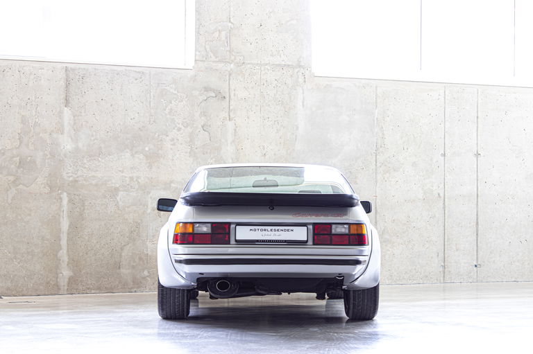 Porsche 924 Carrera GT