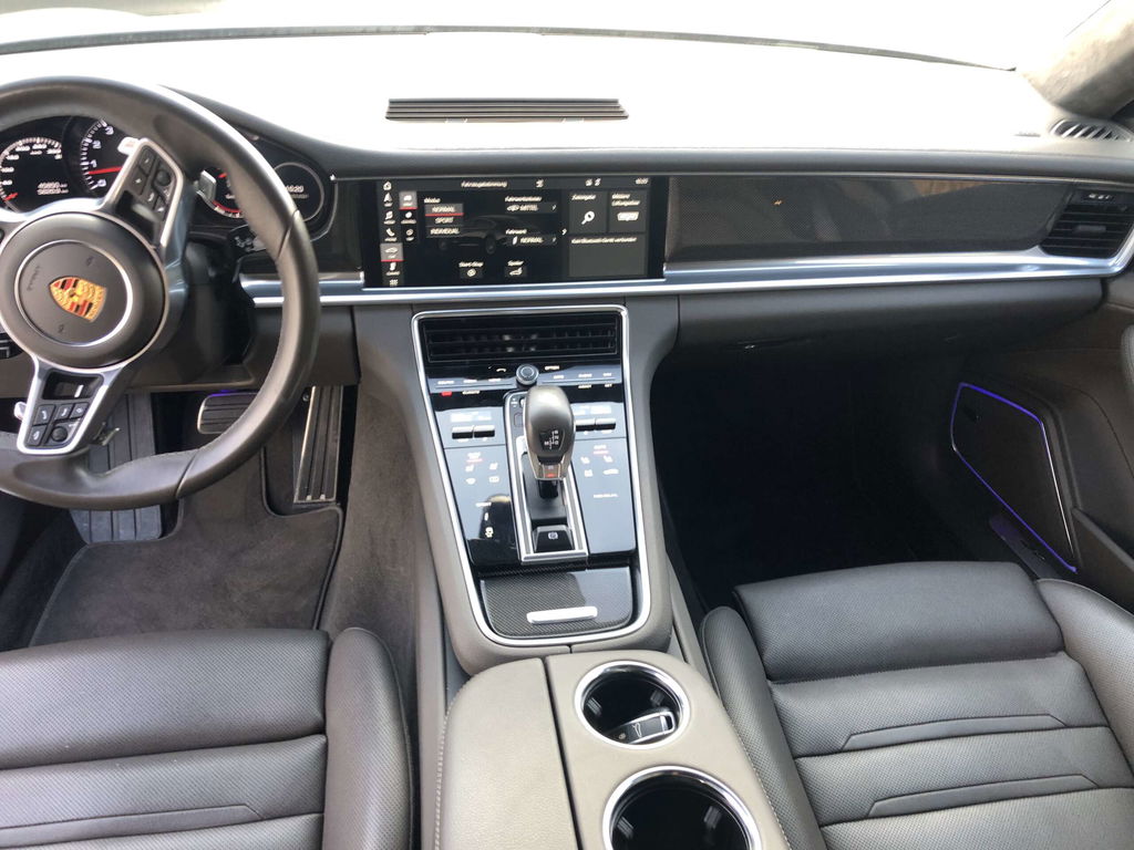 Porsche Panamera 4S