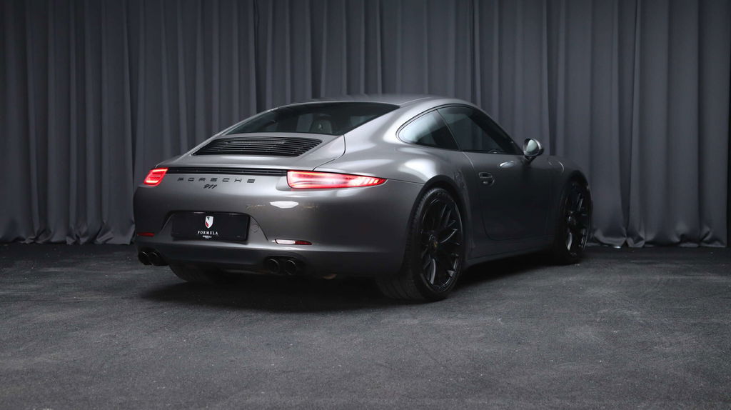 Porsche 991 Carrera GTS