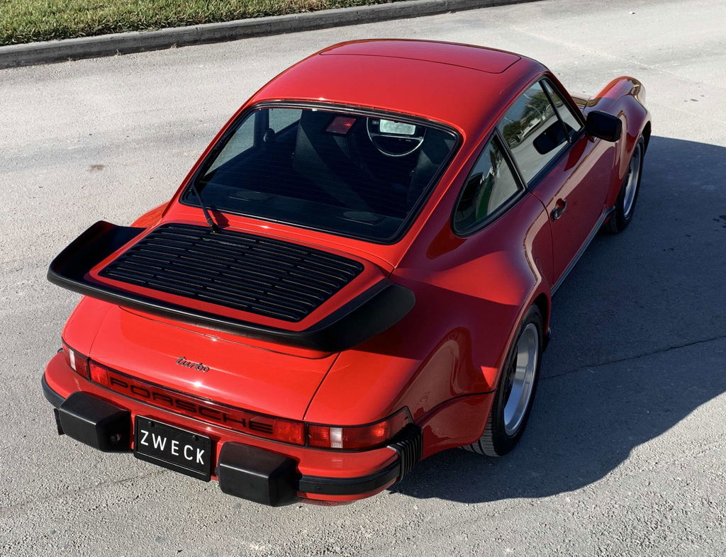 Porsche 911 Turbo 3.3 (US)