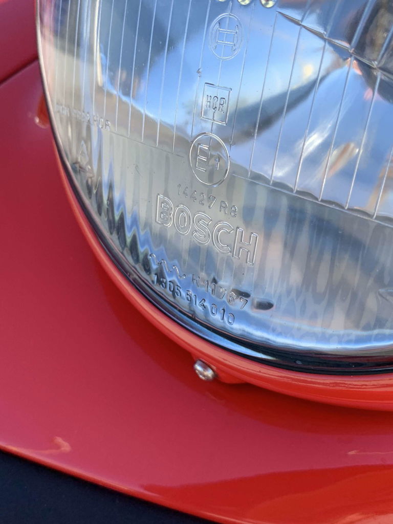 Porsche 911 Turbo 3.3 (US)