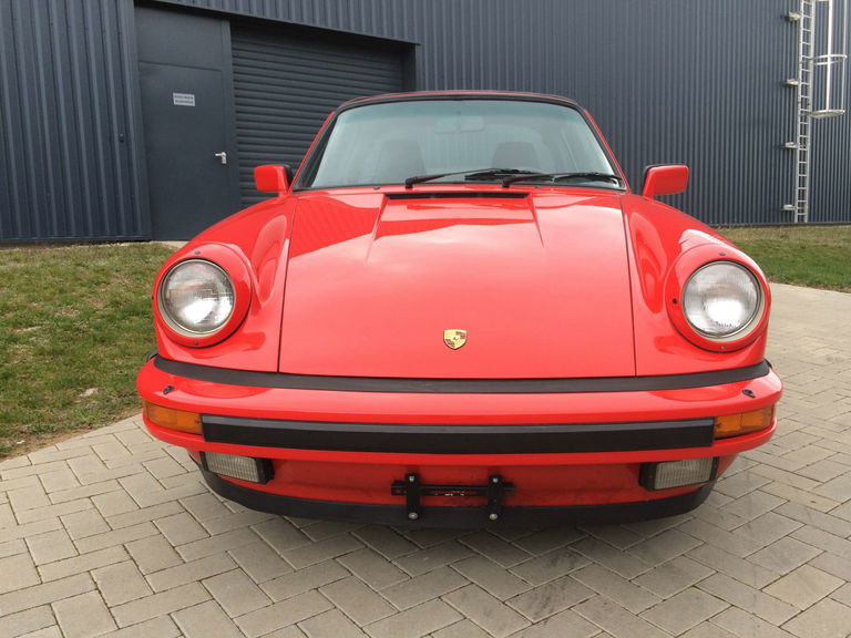 Porsche 911 Carrera 3.2