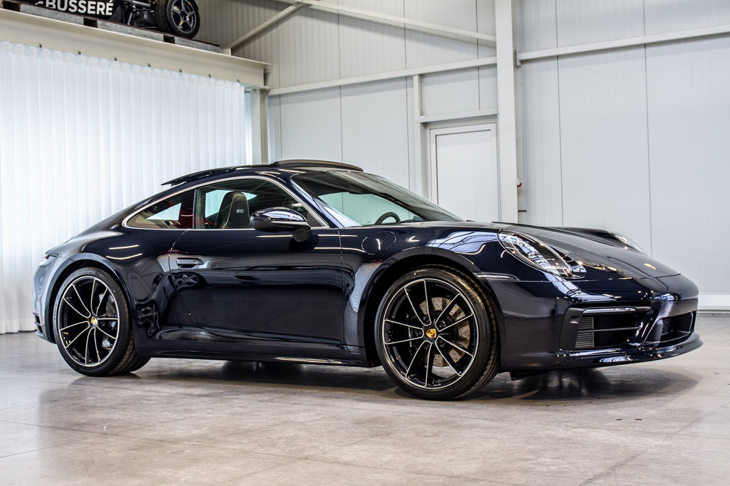 Porsche 992 Carrera 4S