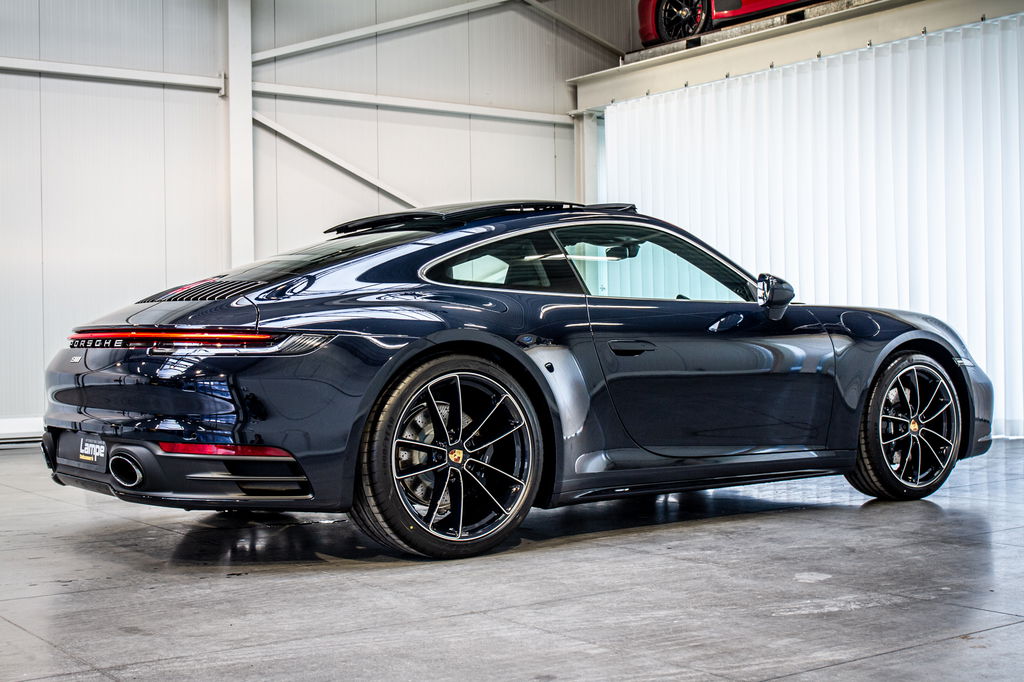 Porsche 992 Carrera 4S