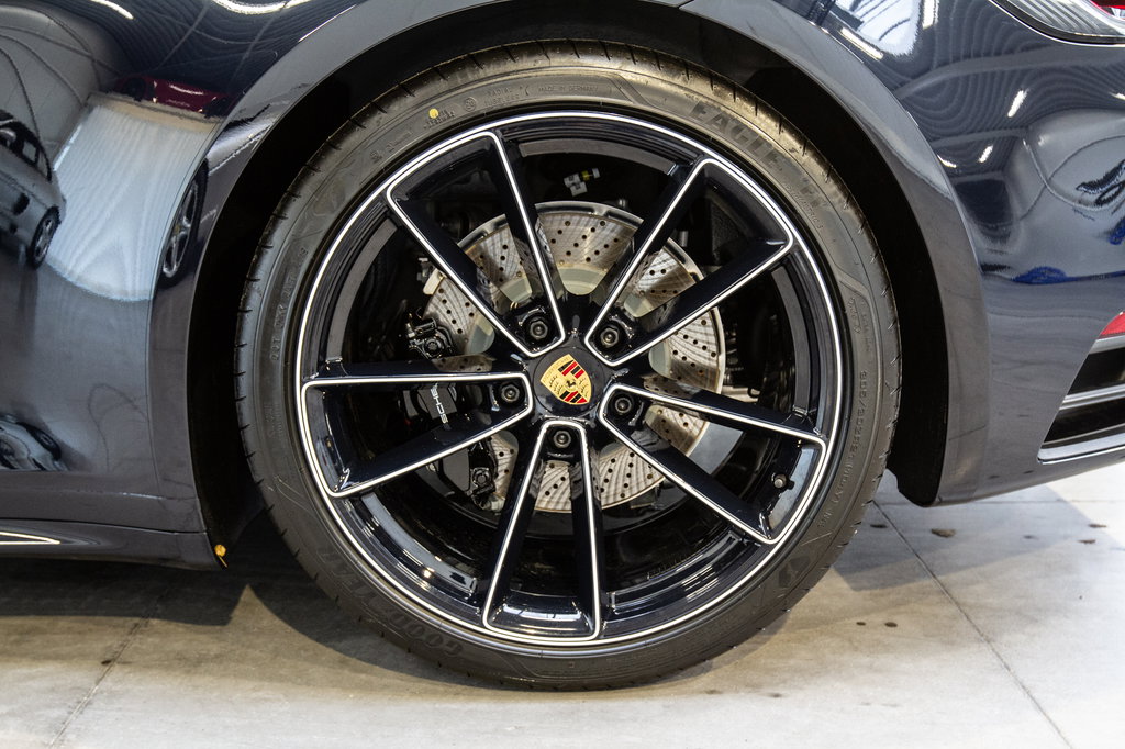 Porsche 992 Carrera 4S